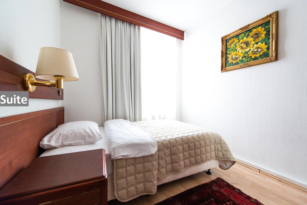 Hotel Ravel International à Offenbach-sur-le-Main Extérieur photo