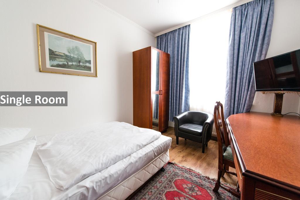 Hotel Ravel International à Offenbach-sur-le-Main Extérieur photo