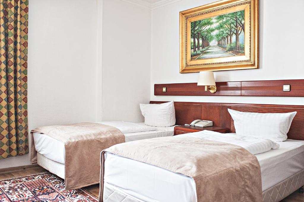 Hotel Ravel International à Offenbach-sur-le-Main Chambre photo